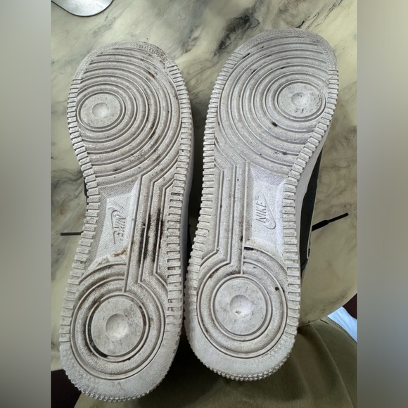 Nike Air Force 1 Low (size men 10.5) - Picture 11 of 15